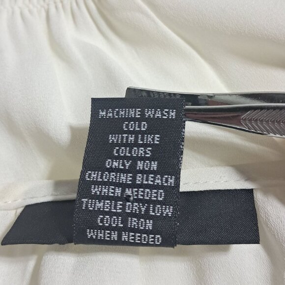 Alfani Womens Cream Pleated Front Blouse Size 16 Long Sleeve 100% Polyester - Picture 3 of 11